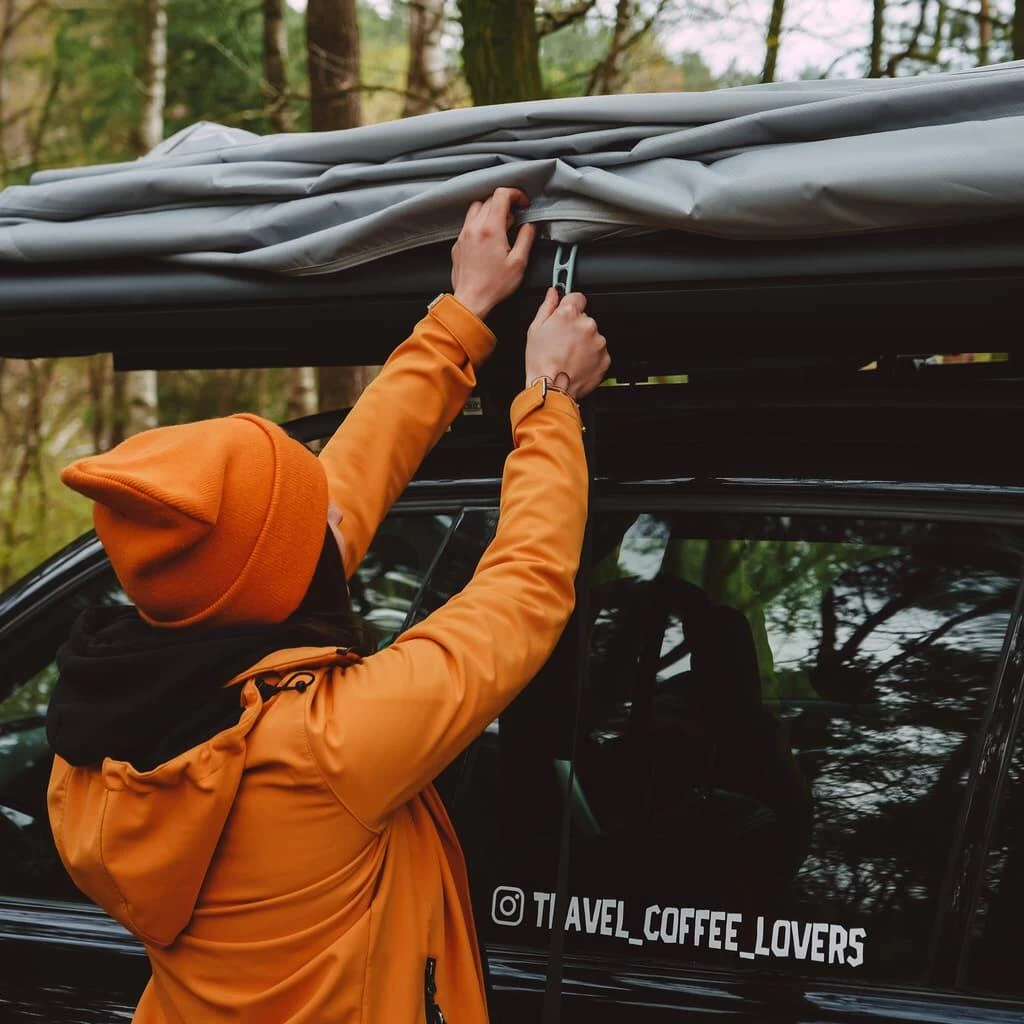 Layzee Dachzelt, 225x135x118cm, Anthrazit/grau 9 Layzee Dachzelt, 225x135x118cm, Anthrazit/grau – Bild 9