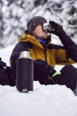 Esbit Sculptor Isolierflasche Mit Manschette, Edelstahl, 1L, Schwarz 15 Esbit Sculptor Isolierflasche Mit Manschette, Edelstahl, 1L, Schwarz -Campingausrüstung Geschäft 62289 0 7