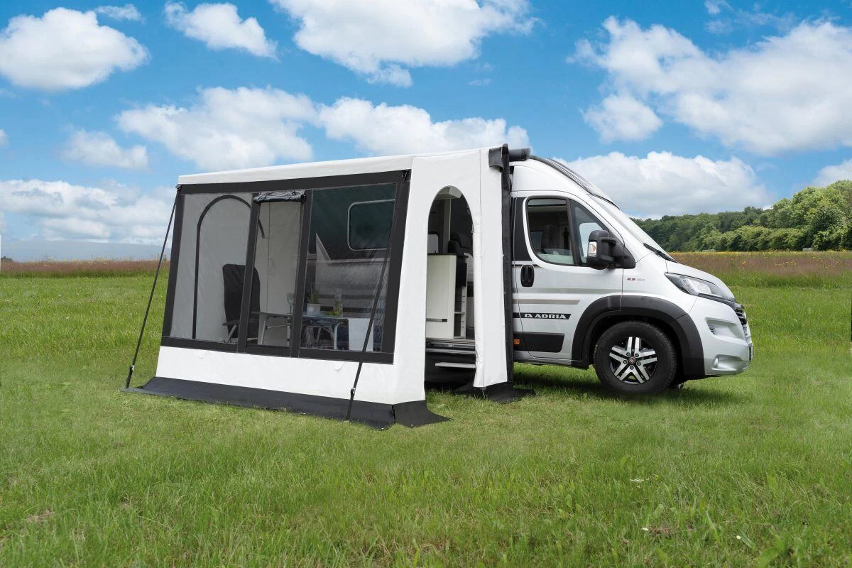 Wigo Inuit Blizzard Wintervorzelt, Gr.250, Schwarz/weiß 1 Wigo Inuit Blizzard Wintervorzelt, Gr.250, Schwarz/weiß