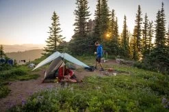 MSR Thru-Hiker Mesh House 2 Zelt, 2-Personen, 213x132cm, Rot/grau -Campingausrüstung Geschäft 97592 0 2